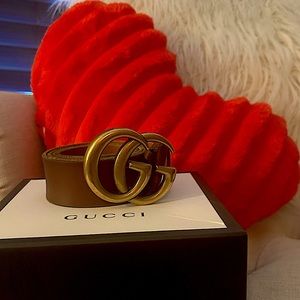 SOLD ✔️✔️✔️Authentic Gucci Brown Leather Belt
